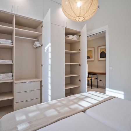 Sitges Spaces Garden Condo-2 Bedrooms, 2 Bathrooms, Garden Terrace, Near Center, Sleeps Up To 6- Monthly Rentals Only Exterior photo