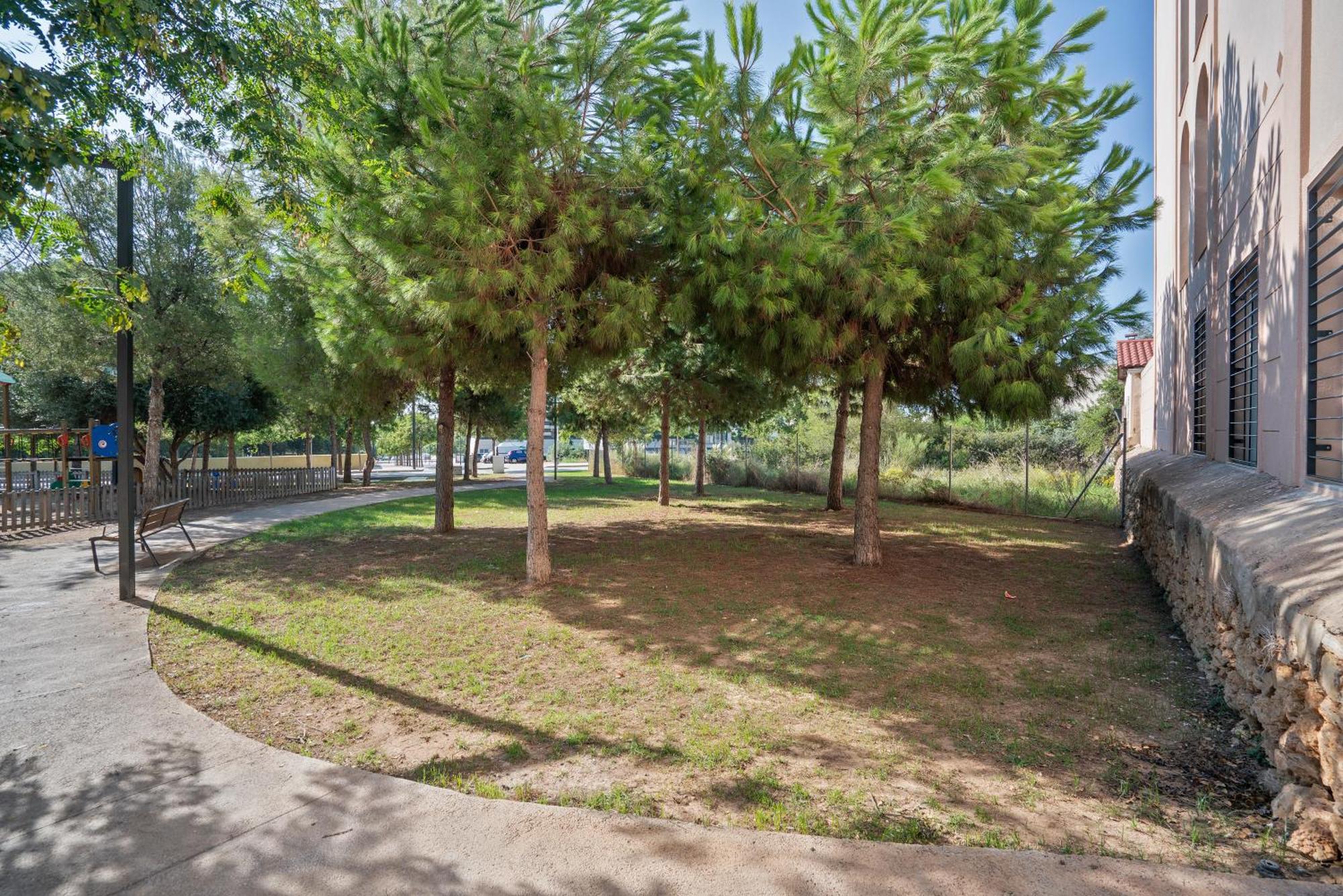 Sitges Spaces Garden Condo-2 Bedrooms, 2 Bathrooms, Garden Terrace, Near Center, Sleeps Up To 6- Monthly Rentals Only Exterior photo